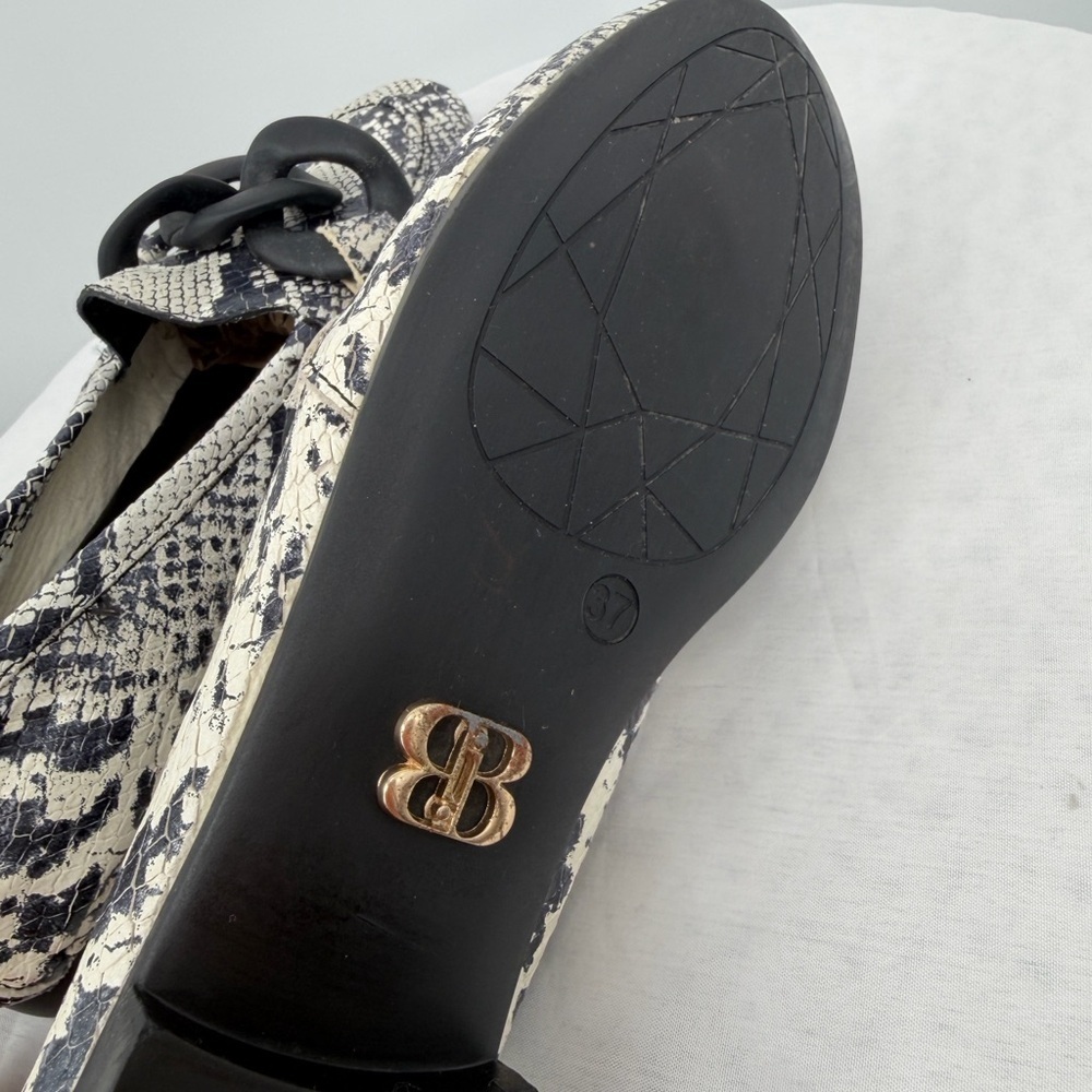 BeautiSoles Snakeskin Chain Loafers Comfort Flats | Women’s 7.5 - Picture 8 of 11